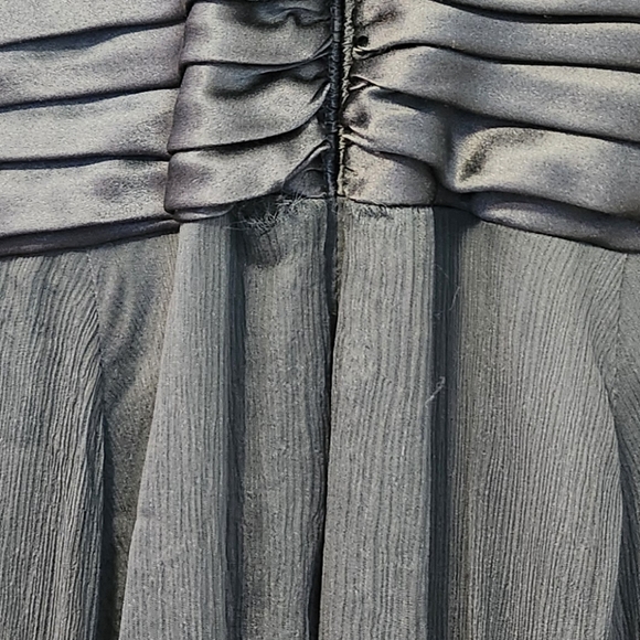 Tadashi silk dress - Picture 15 of 17